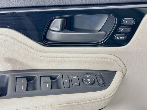 New 2026 Honda Odyssey Touring image 22