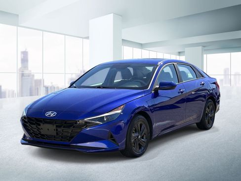 Used 2023 Hyundai Elantra SEL w/ Cargo Package FWD image 1