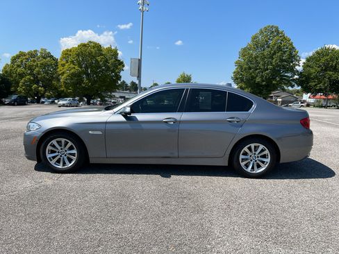 Used 2016 BMW 528i Sedan w/ Premium Package RWD image 8