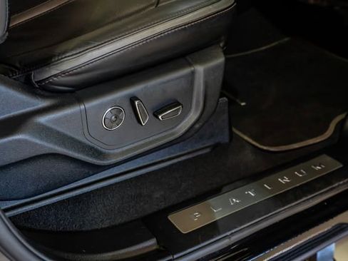 Used 2019 Ford F250 Platinum w/ Platinum Ultimate Package image 32