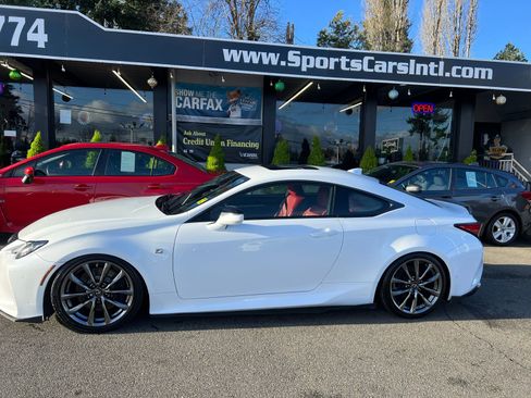 Used 2019 Lexus RC 300 F Sport image 2