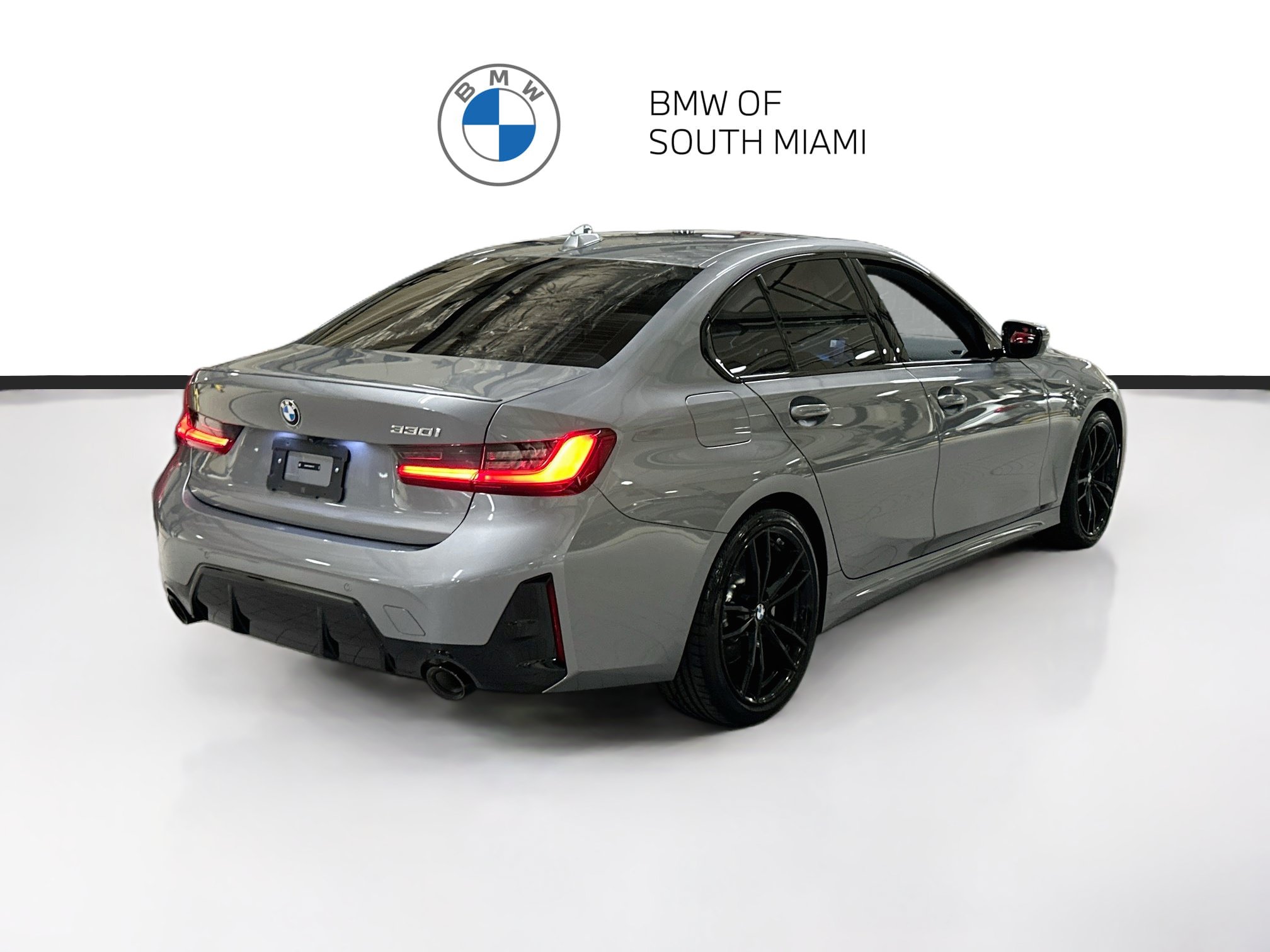 Certified 2024 BMW 330i Sedan w/ M Sport Package RWD image 7