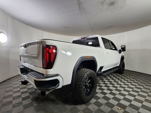 Used 2020 GMC Sierra 2500 AT4 w/ AT4 Premium Package image 7
