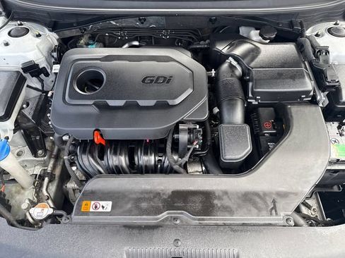 Used 2015 Hyundai Sonata SE FWD image 27