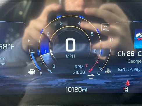 Used 2025 Chevrolet Equinox ACTIV w/ Safety and Technology Package image 18