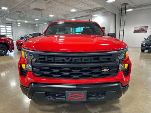 Used 2024 Chevrolet Silverado 1500 W/T w/ Trailering Package image 2