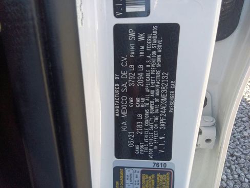 Used 2021 Kia Forte LXS FWD image 20