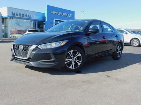 Used 2023 Nissan Sentra SV image 2