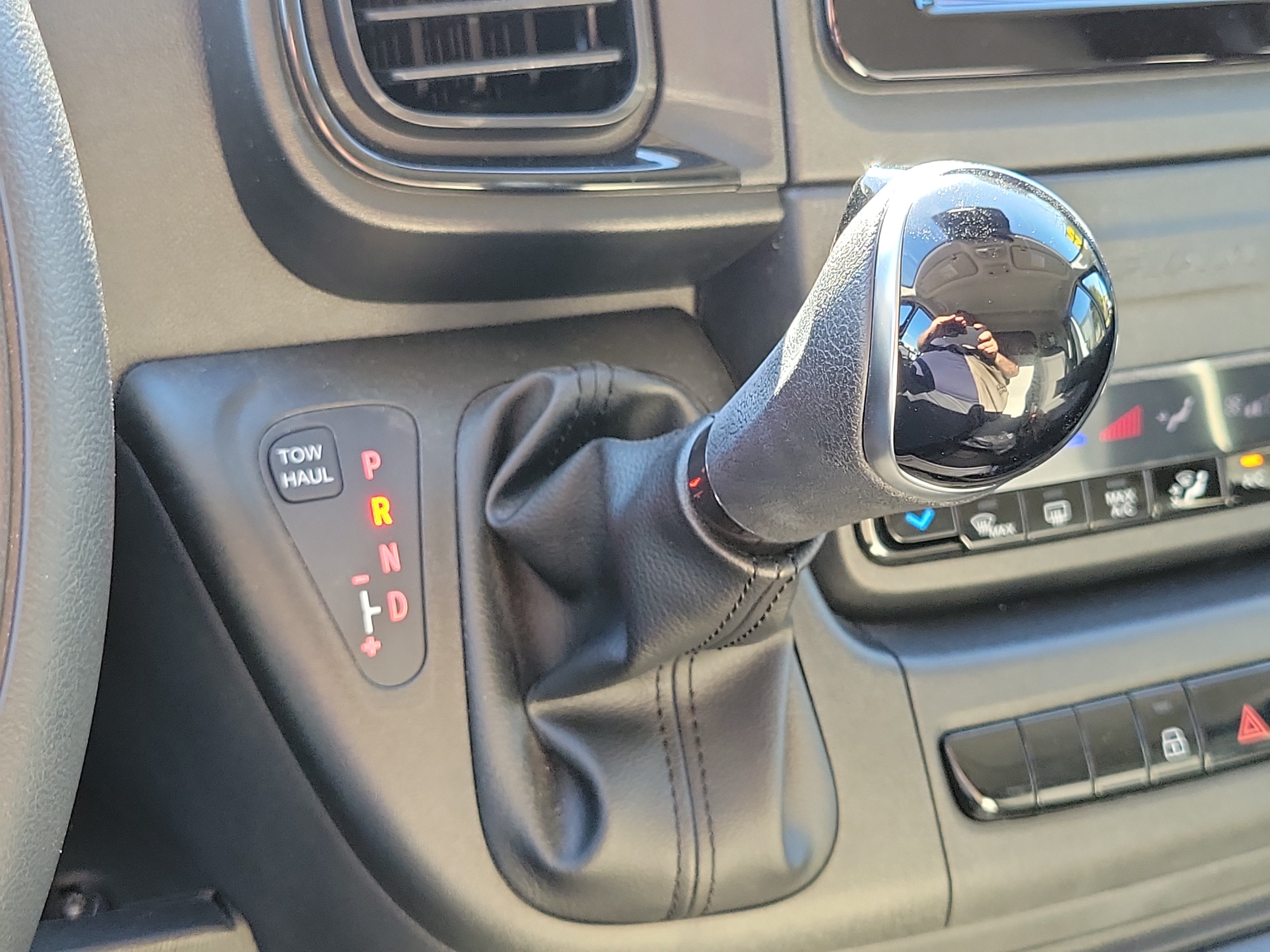 Used 2025 RAM ProMaster 2500 w/ Safety Group FWD image 17