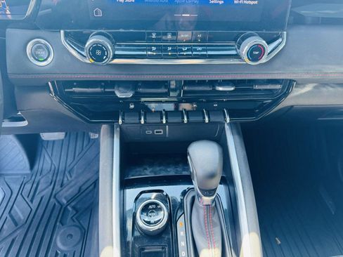 Used 2023 Chevrolet Colorado Z71 image 26