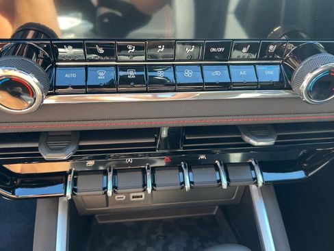 New 2026 Chevrolet Colorado Z71 w/ Technology Package image 12