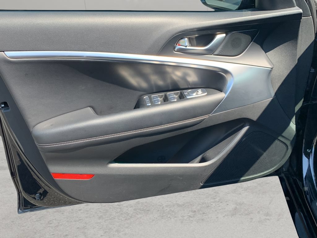 Certified 2026 Genesis G70 2.5T RWD image 11