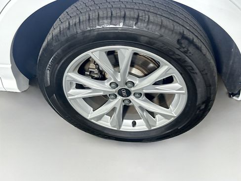 Used 2023 Audi Q3 2.0T Premium image 11