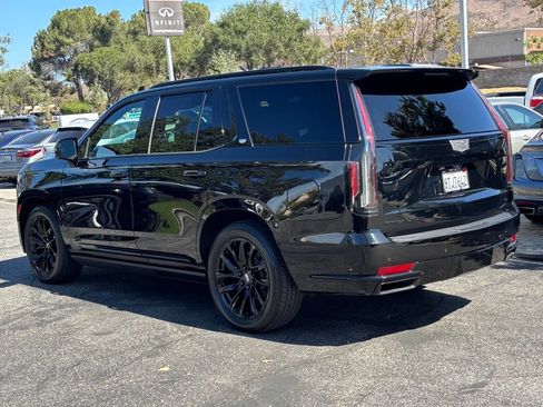 Used 2021 Cadillac Escalade Sport Platinum w/ LPO, ONYX Package AWD/4WD image 5