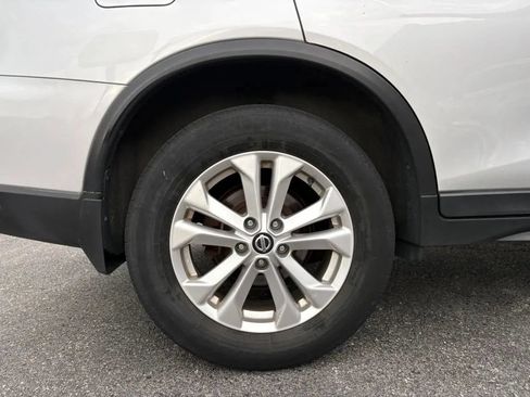 Used 2018 Nissan Rogue S w/ S Value Package AWD/4WD image 24