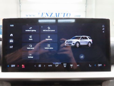 Used 2025 Ford Explorer Platinum image 20
