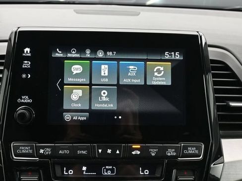 Used 2018 Honda Odyssey EX-L image 19