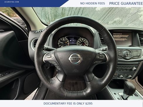 Used 2020 Nissan Pathfinder SL image 15