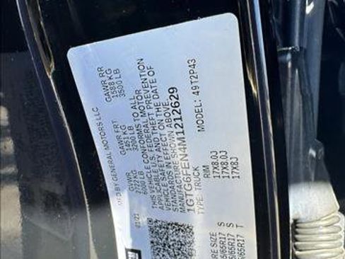 Used 2021 GMC Canyon AT4 image 22