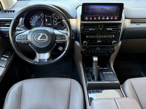 Used 2023 Lexus GX 460 Premium w/ Premium Package AWD/4WD image 36