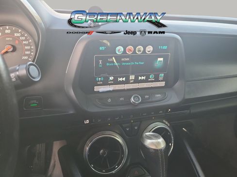 Used 2018 Chevrolet Camaro SS image 20