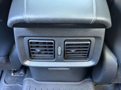 Used 2021 Toyota Venza Limited w/ Advanced Technology Package image 16