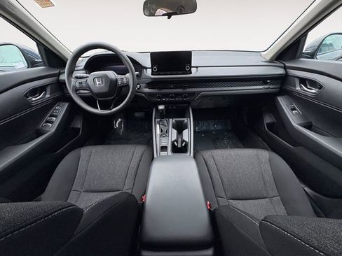 Certified 2025 Honda Accord LX image 10