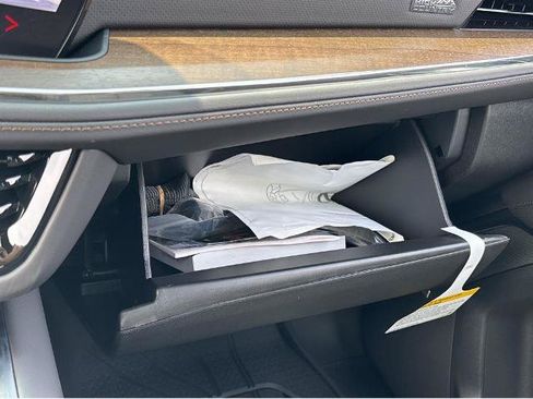 New 2026 Chevrolet Tahoe High Country AWD/4WD image 25