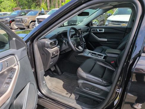 Certified 2023 Ford Explorer XLT w/ Equipment Group 202A AWD/4WD image 28