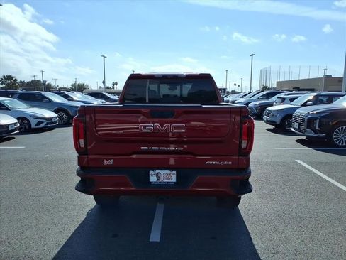 Used 2022 GMC Sierra 1500 AT4X image 4