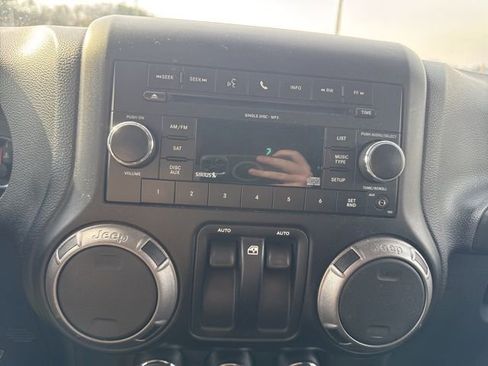 Used 2011 Jeep Wrangler Sport image 16