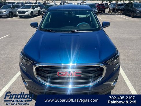 Used 2020 GMC Terrain SLE FWD image 1