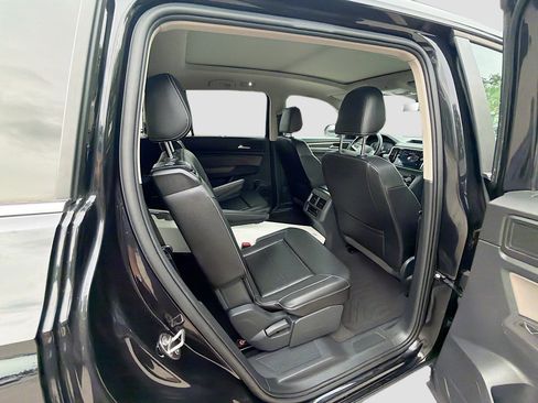 Used 2023 Volkswagen Atlas SEL AWD/4WD image 28