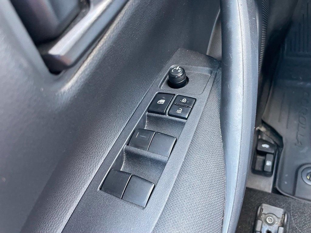 Used 2024 Toyota Corolla LE FWD image 18