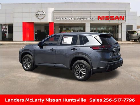 Used 2025 Nissan Rogue S image 6
