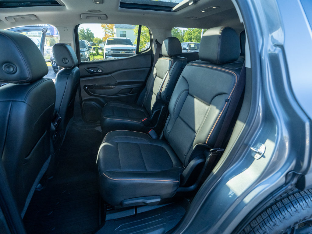 Used 2021 GMC Acadia AT4 w/ Trailering Package AWD/4WD image 17