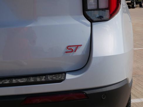 New 2026 Ford Explorer ST AWD/4WD image 11