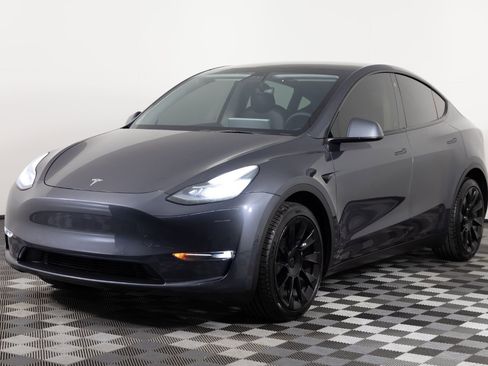 Used 2021 Tesla Model Y Long Range AWD/4WD image 2