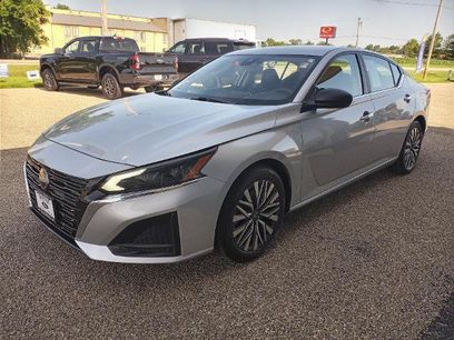 Used 2024 Nissan Altima 2.5 SV