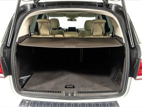 Used 2016 Mercedes-Benz GLE 350 w/ Premium Package image 17