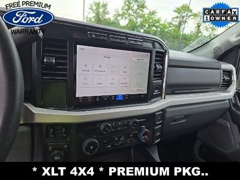 Used 2024 Ford F250 XLT w/ Black Appearance Package AWD/4WD image 12