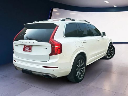 Used 2017 Volvo XC90 T6 Momentum w/ Vision Package AWD/4WD image 5