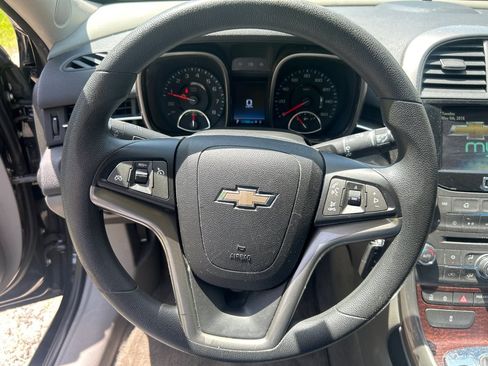 Used 2013 Chevrolet Malibu Eco w/ Power Convenience Package FWD image 9