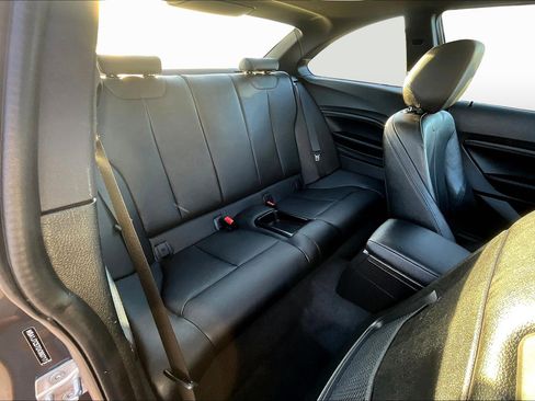 Used 2016 BMW M235i Coupe image 26