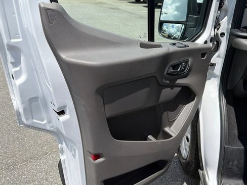 Used 2024 Ford Transit 350 XLT RWD image 10