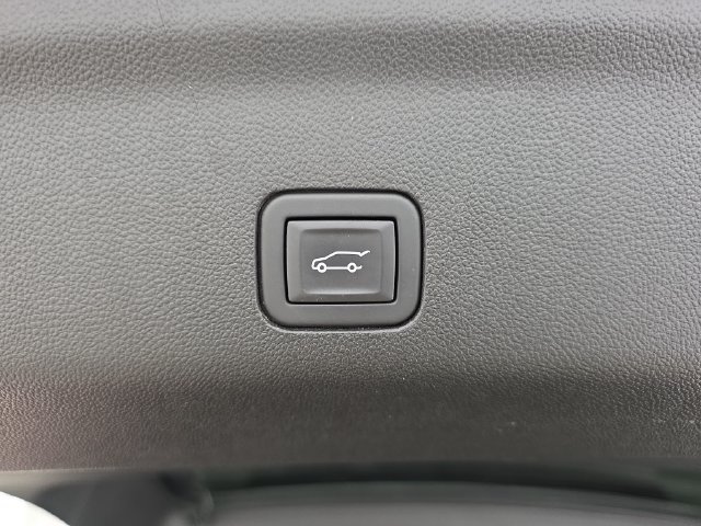 Used 2023 Chevrolet Tahoe High Country AWD/4WD image 35