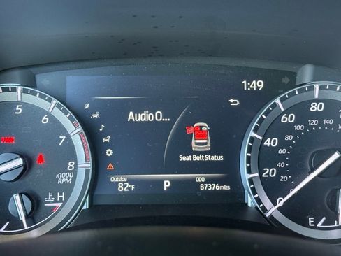 Used 2022 Toyota Highlander XLE image 27