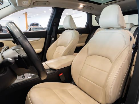 Used 2021 INFINITI QX50 Luxe FWD image 18
