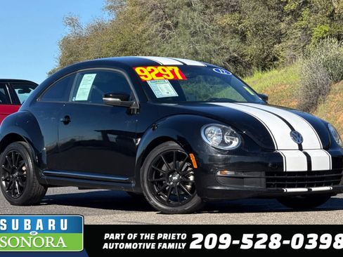 Used 2012 Volkswagen Beetle 2.5 image 1