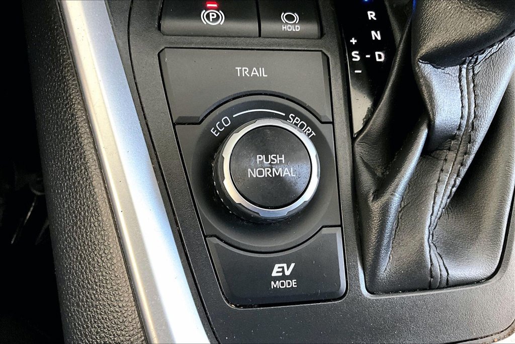 Used 2023 Toyota RAV4 XLE w/ Convenience Package AWD/4WD image 15